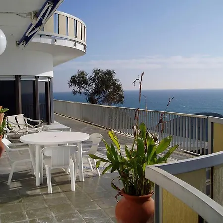 Sleeps 16 With Pool * Sant Pol De Mar